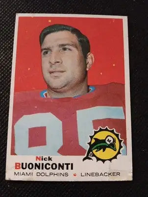 1969 Topps - Nick Buoniconti #192. Miami Dolphins. VG+ - Football Card Single