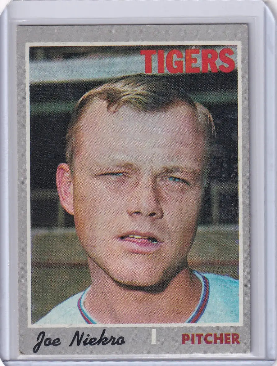 Topps Baseball card of Joe Niekro, pitcher for the Detroit Tigers