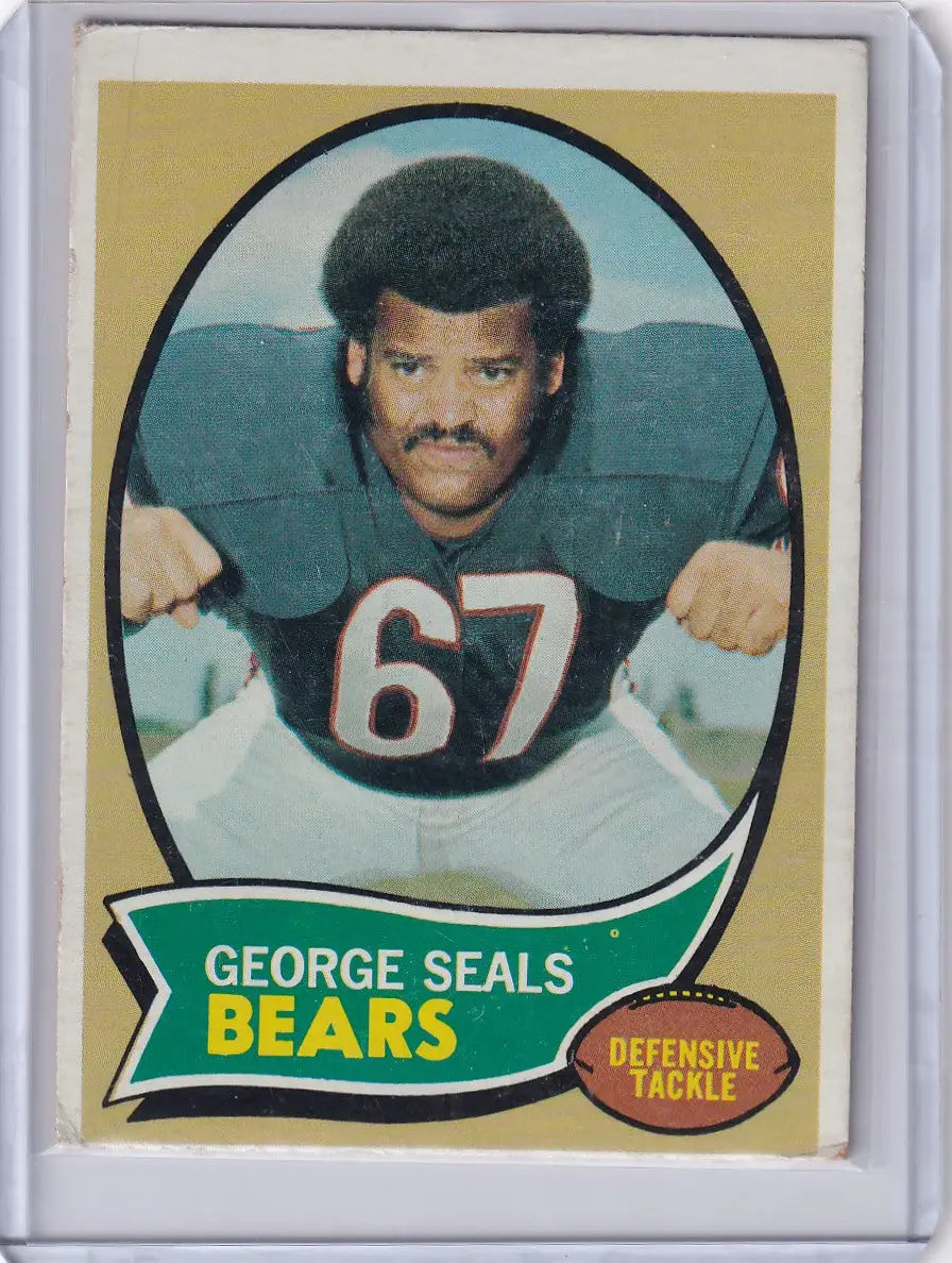 Topps Football card of George Seals, Chicago Bears defensive tackle, jersey number 67