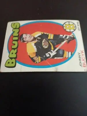1971-72 Topps - Johnny Bucyk #35. Boston Bruins. lower grade. GD+ - VG. - Hockey Card Single