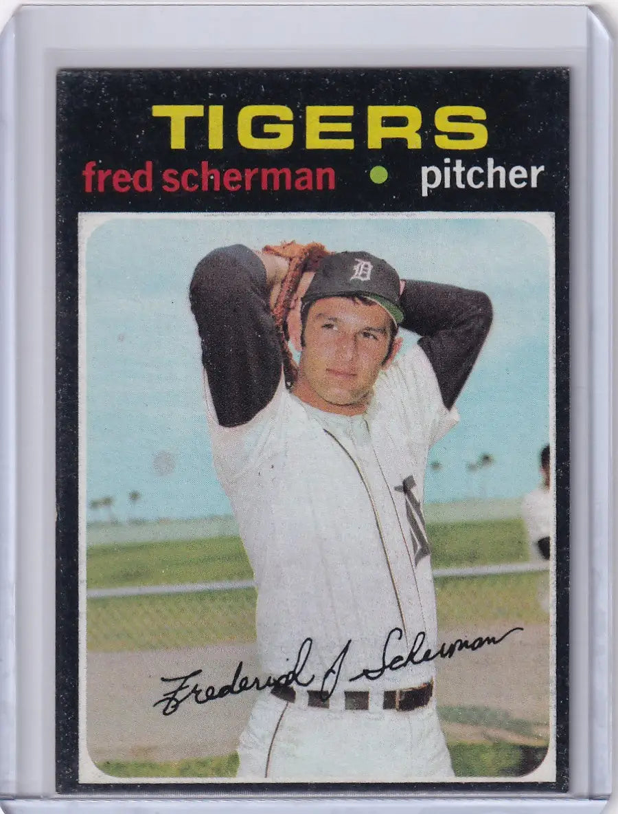 Baseball card of Fred Scherman in white uniform for Topps Baseball Detroit Tigers RC