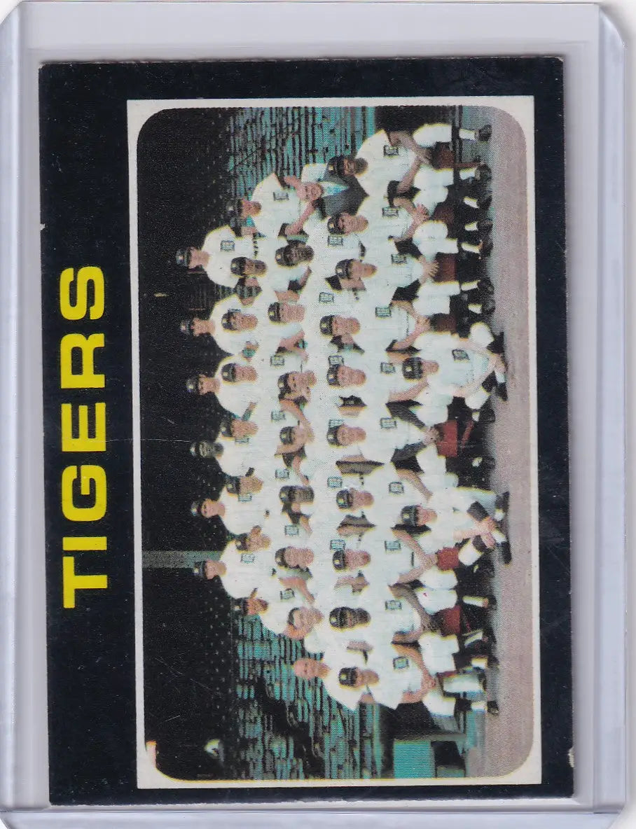 1971 Topps Baseball #336 card featuring Detroit Tigers team in white uniforms