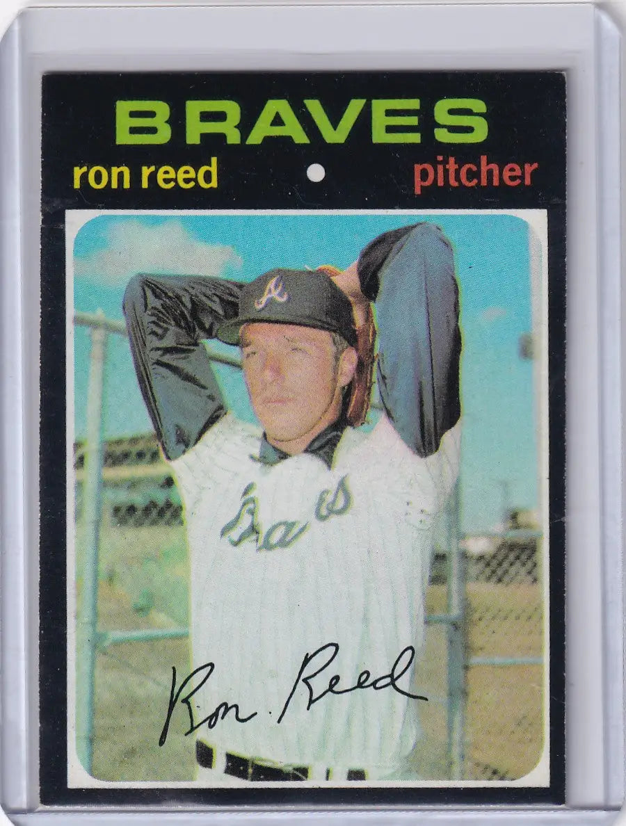 1971 Topps Baseball card of Ron Reed, Atlanta Braves pitcher, featuring vibrant artwork