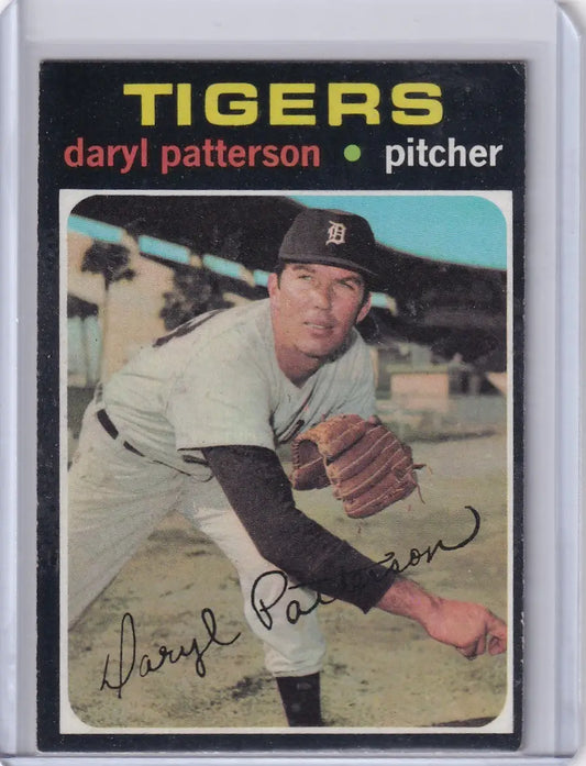 Baseball card of Daryl Patterson in a pitching stance for Topps Baseball Detroit Tigers