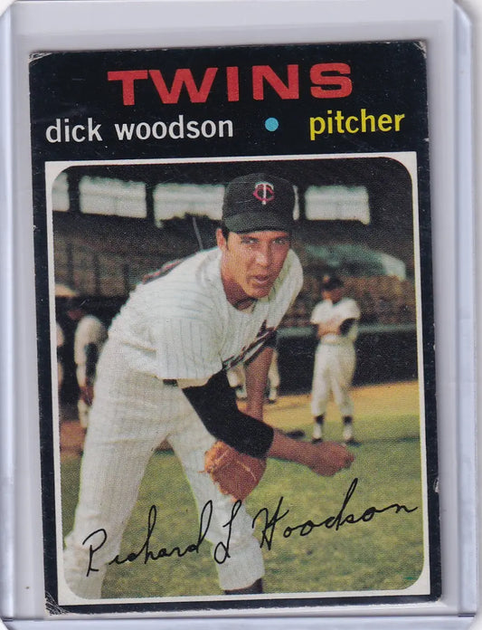 1971 Topps Baseball #586 Dick Woodson - Minnesota Twins - Baseball Card Single