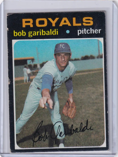 Baseball card of Bob Garibaldi in a fielding pose for Kansas City Royals Topps Baseball