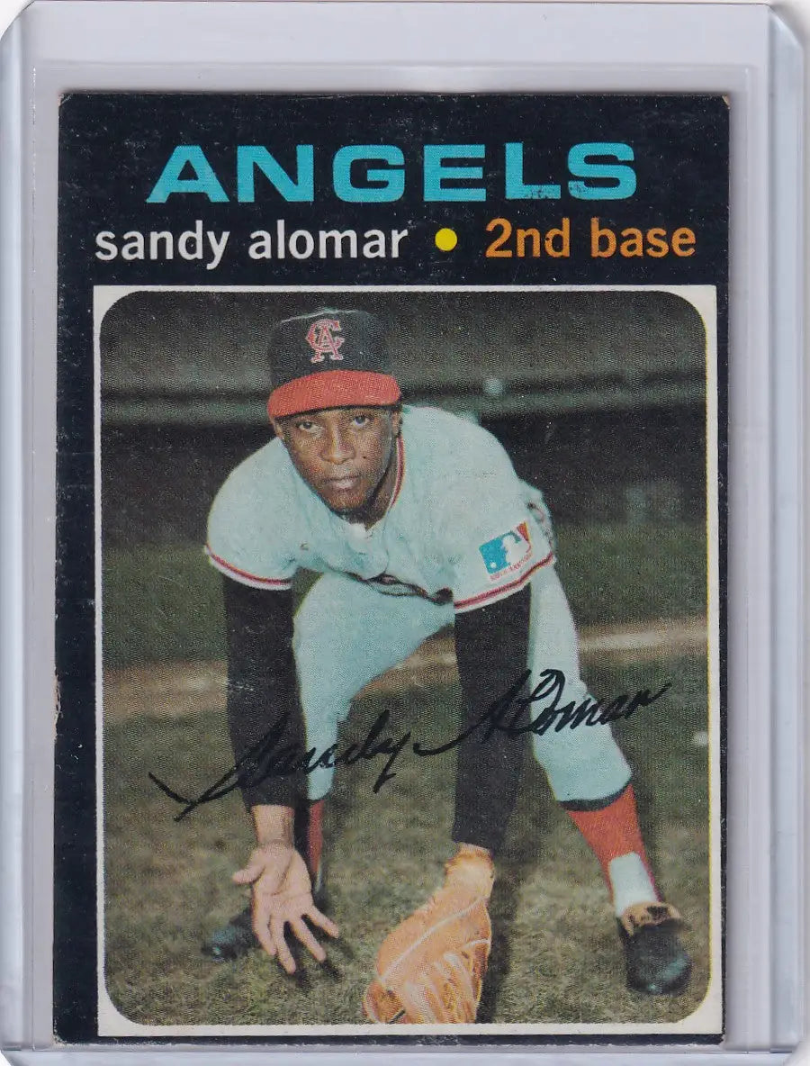 1971 Topps Baseball card of Sandy Alomar Sr. fielding for California Angels