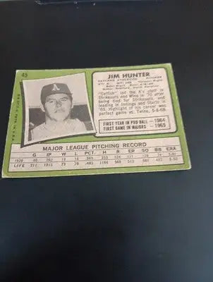 1971 Topps - Jim Catfish Hunter #45. Athletics. VG+ - Baseball Card Single