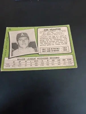 1971 Topps - Jim Catfish Hunter #45. Athletics. VG+ - Baseball Card Single