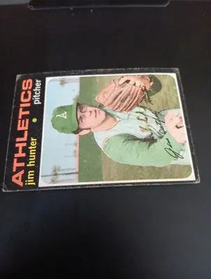 1971 Topps - Jim Catfish Hunter #45. Athletics. VG+ - Baseball Card Single