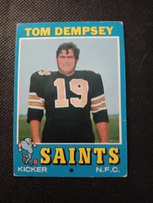 1971 Topps - Tom Dempsey #5. New Orleans Saints. VG+ - Football Card Single
