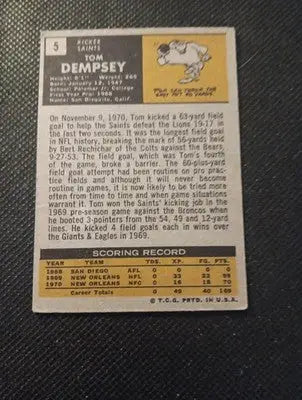 1971 Topps - Tom Dempsey #5. New Orleans Saints. VG+ - Football Card Single