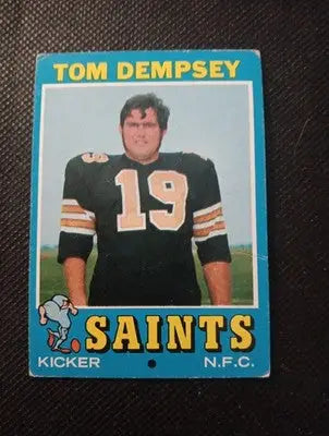 1971 Topps - Tom Dempsey #5. New Orleans Saints. VG+ - Football Card Single