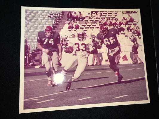 1972 SMU’s Ed Johnson & Louie Kelcher close in on Aggie Alvin Bowers 8x10 Photo