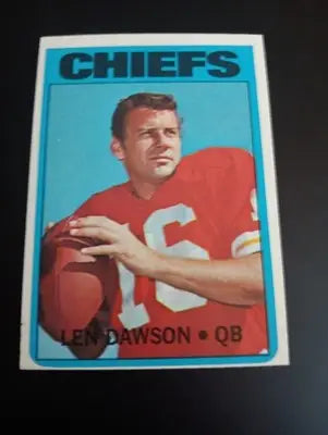 1972 Topps Football - #245 Len Dawson. KC Chiefs. NRMT+