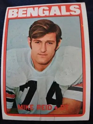 1972 Topps - Mike Reid #67 (RC). Bengals. VG+ - EX - Football Card Single