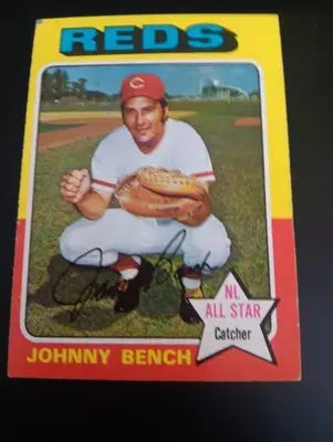 1975 Topps - Johnny Bench #260. Cincinnati Reds. VG+