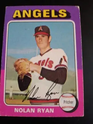 1975 Topps - Nolan Ryan #500. California Angels. corner edge wear. VG+ - Baseball Card Single