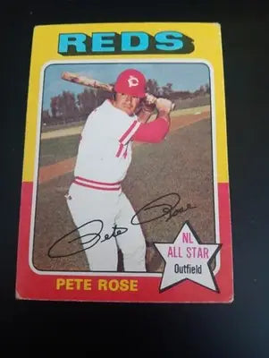 1975 Topps - Pete Rose #320. Cincinnati Reds. VG+