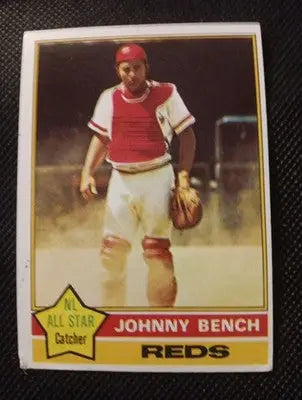 1976 Topps - Johnny Bench #300. Reds. VG+ - EX - Baseball Card Single