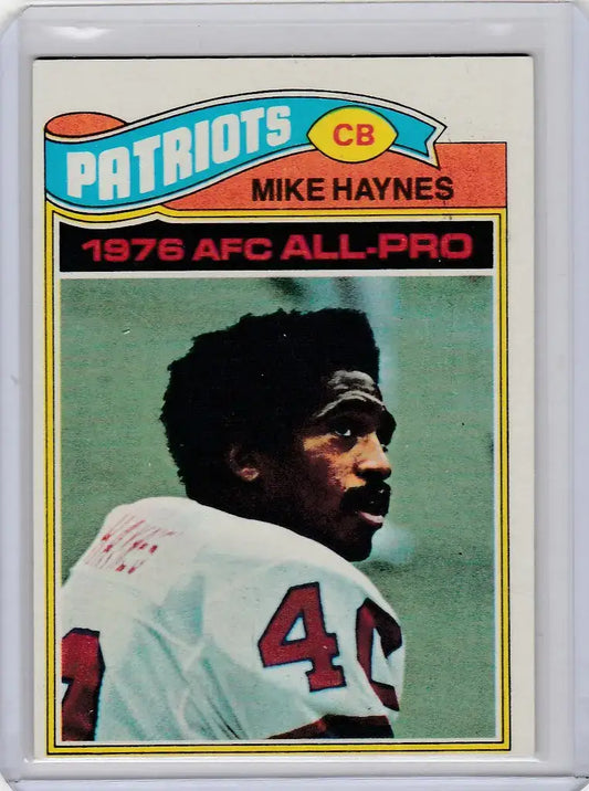 1977 Topps #50 Mike Haynes New England Patriots NRMT - Football Card Single
