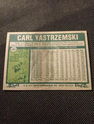 1977 Topps - Carl Yastrzemski #480. Red Sox. smudge on back. VG+ - Baseball Card Single