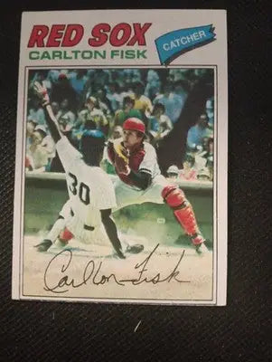 1977 Topps - Carlton Fisk #640. Boston Red Sox. EX+ - NRMT