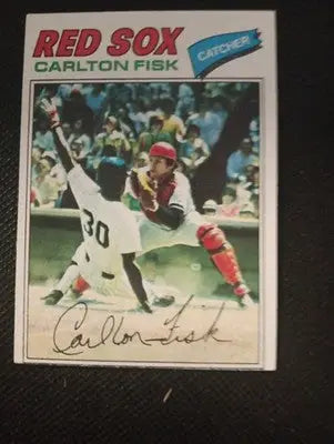 1977 Topps - Carlton Fisk #640. Boston Red Sox. EX+ - NRMT