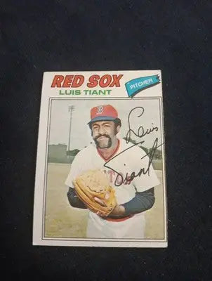1977 Topps - Luis Tiant #258. Red Sox. EX-NRMT - Baseball Card Single