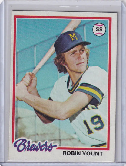 Vintage Topps Baseball Robin Yount trading card with red border Milwaukee Brewers
