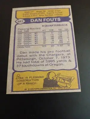 1979 Topps - Dan Fouts #387. San Diego Chargers. EX-NRMT - Football Card Single