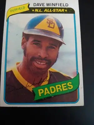 1980 Topps - Dave Winfield #230. San Diego Padres. EX+ - Baseball Card Single