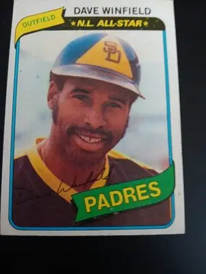 1980 Topps - Dave Winfield #230. San Diego Padres. EX+ - Baseball Card Single