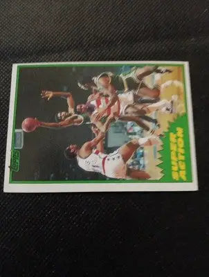 1981-82 Topps - Robert Parish #108E. Boston Celtics. EX - EX+ - Basketball Card Single