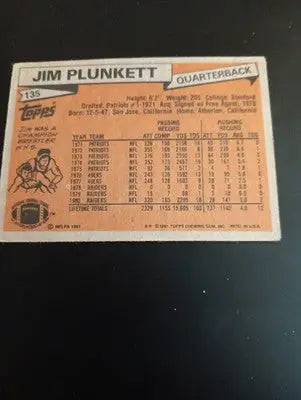 1981 Topps - Jim Plunkett #135. Raiders. VG - VG+ - Football Card Single