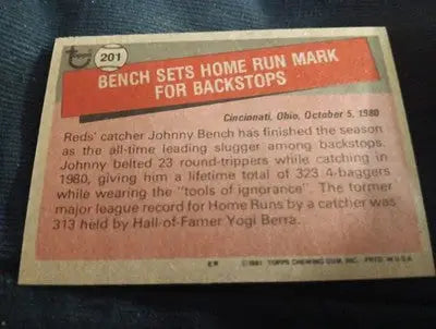 1981 Topps - Record Breaker Johnny Bench #201. Reds. EX-NRMT - Baseball Card Single