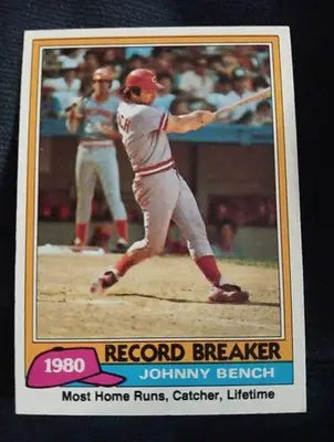 1981 Topps - Record Breaker Johnny Bench #201. Reds. EX-NRMT - Baseball Card Single