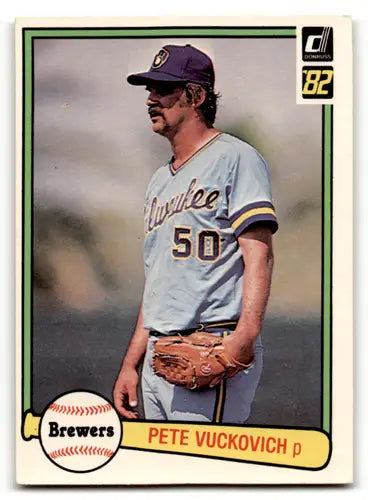 Original gloss Pete Vuckovich baseball card from 1982 Donruss Brewers collection