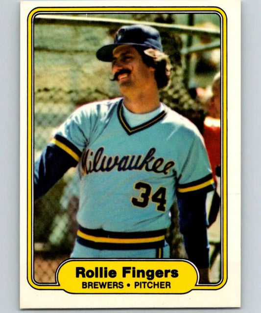 1982 Fleer #141 Rollie Fingers EX Excellent Milwaukee Brewers Baseball Card - Baseball Card Single