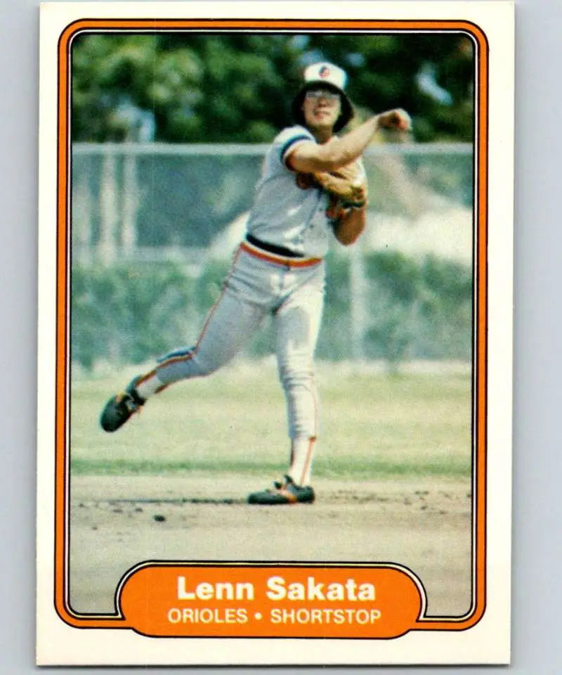 1982 Fleer #178 Lenn Sakata EX Excellent Baltimore Orioles Baseball Card - Baseball Card Single