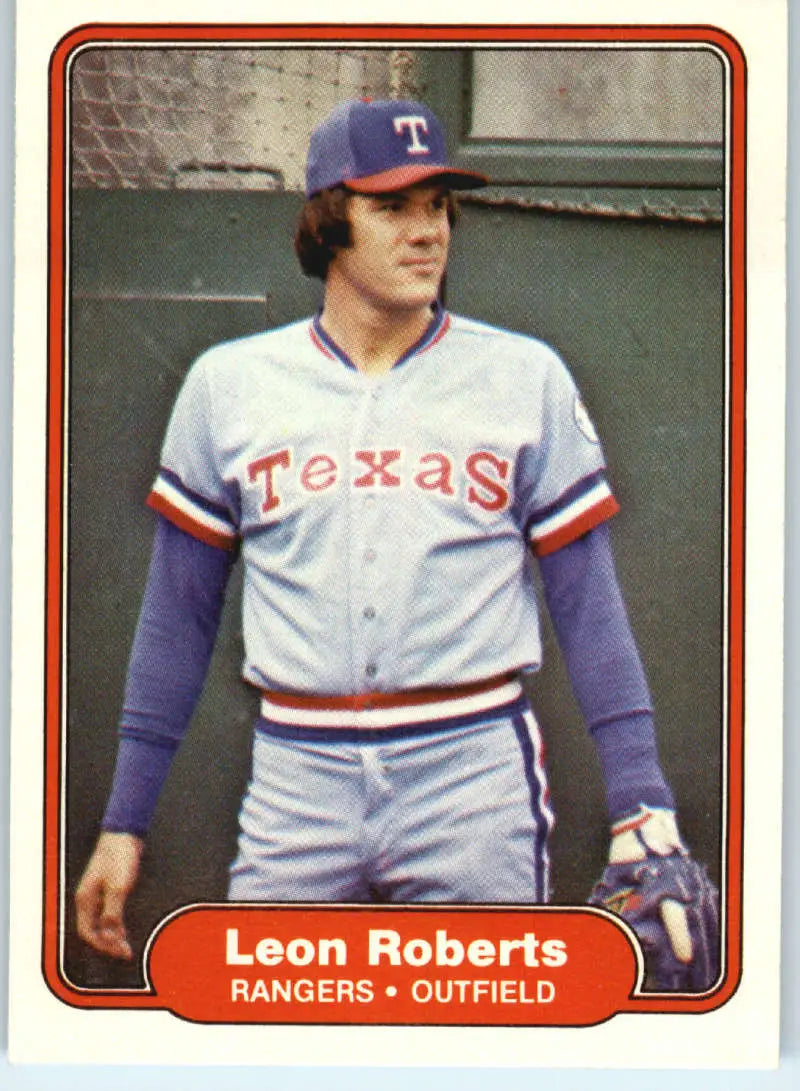 1982 Fleer #329 Leon Roberts EX Excellent Texas Rangers Baseball Card - Baseball Card Single