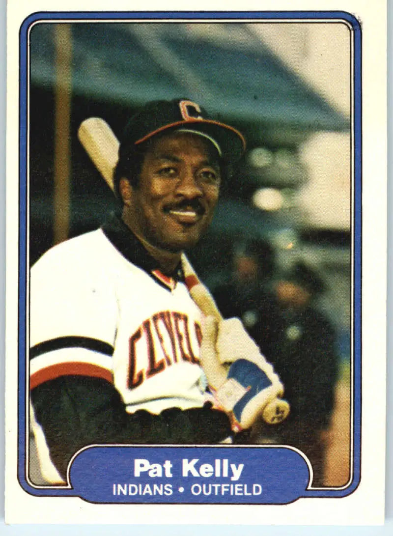 1982 Fleer #372 Pat Kelly EX Excellent Cleveland Indians Baseball Card - Baseball Card Single