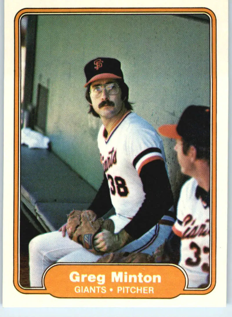 1982 Fleer #396 Greg Minton EX Excellent San Francisco Giants Baseball Card - Baseball Card Single