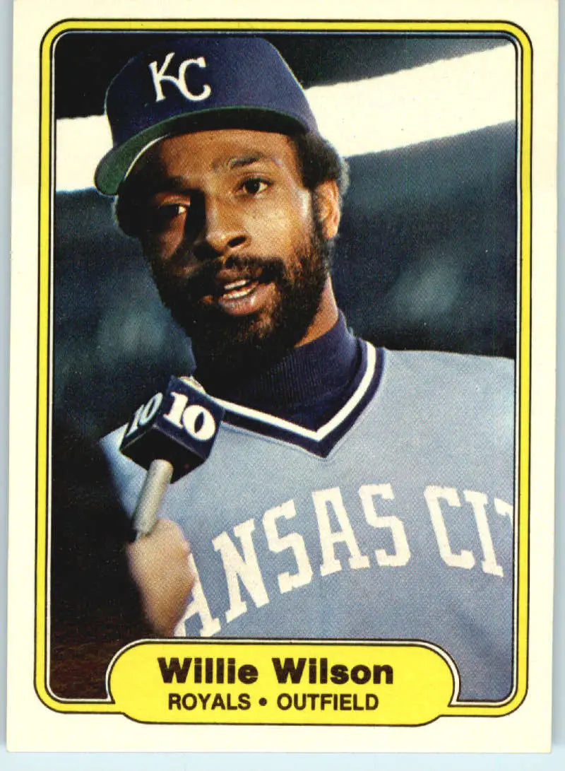 1982 Fleer #427 Willie Wilson EX Excellent Kansas City Royals Baseball Card - Baseball Card Single