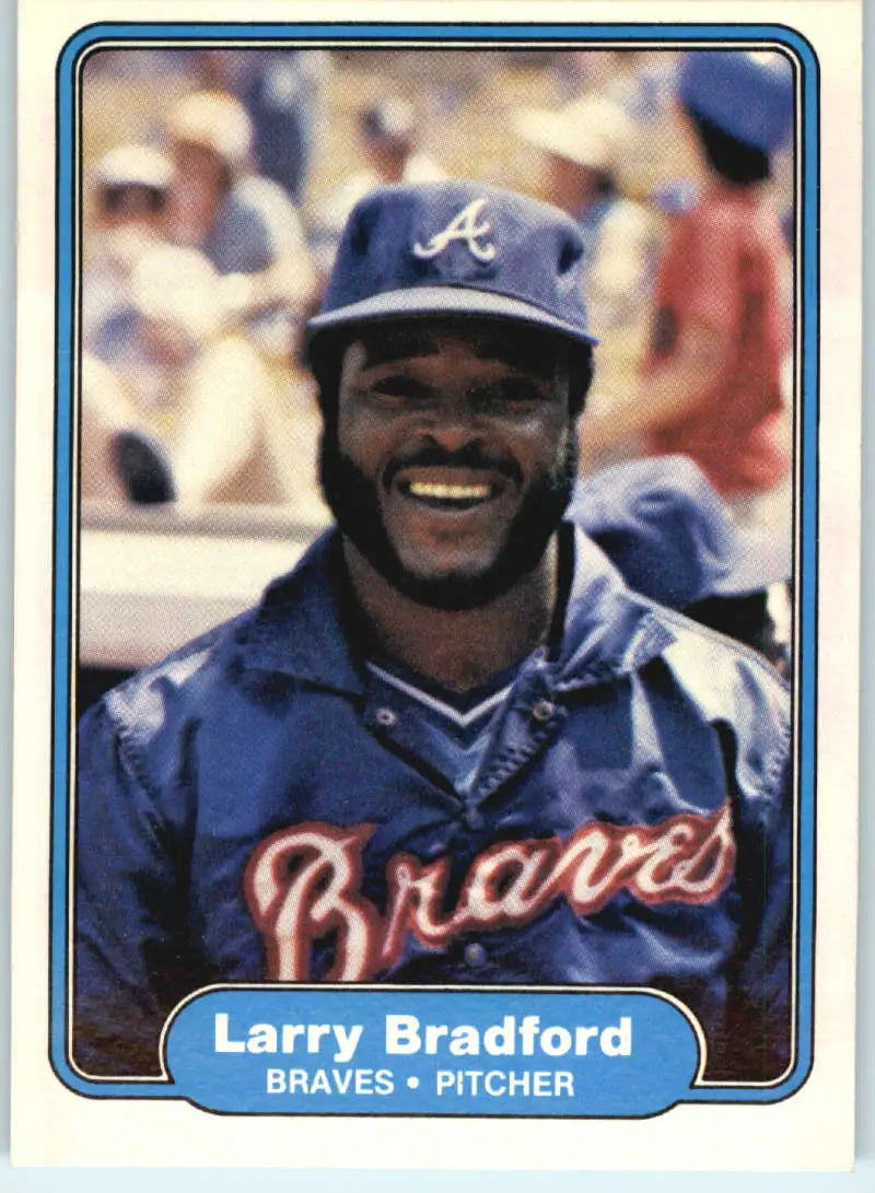 1982 Fleer #431 Larry Bradford EX Excellent Atlanta Braves Baseball Card - Baseball Card Single