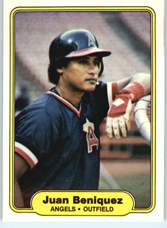 1982 Fleer #452 Juan Beniquez EX Excellent California Angels Baseball Card - Baseball Card Single