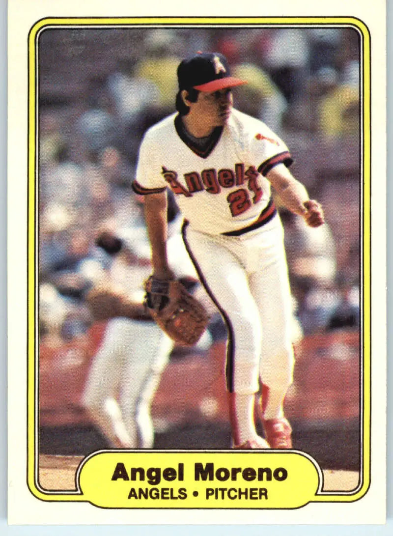 1982 Fleer #469 Angel Moreno EX Excellent California Angels Baseball Card - Baseball Card Single