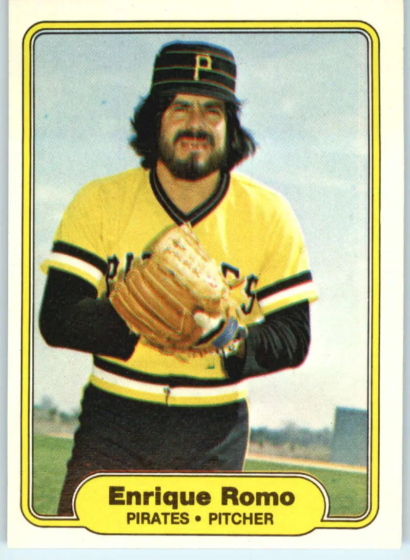 1982 Fleer #496 Enrique Romo EX Excellent Pittsburgh Pirates Baseball Card - Baseball Card Single