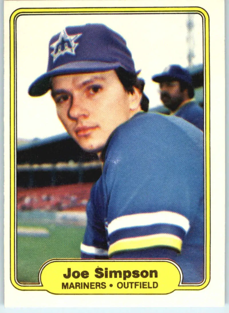 1982 Fleer #518 Joe Simpson EX Excellent Seattle Mariners Baseball Card - Baseball Card Single