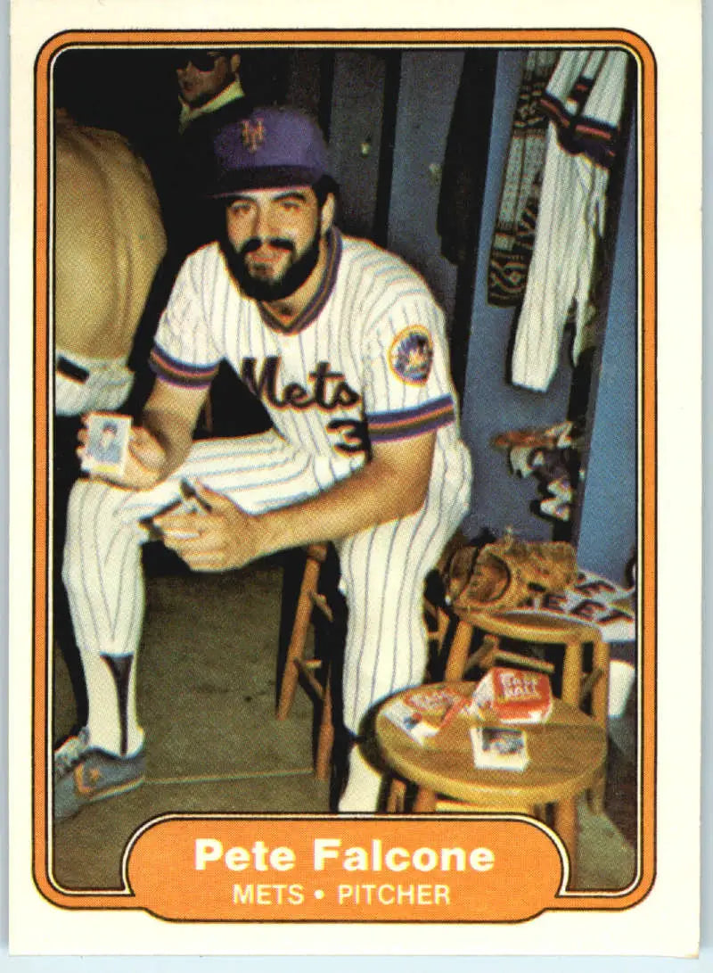 1982 Fleer #524 Pete Falcone EX Excellent New York Mets Baseball Card - Baseball Card Single